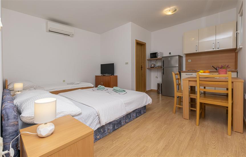 Apartment A1, for 3 persons