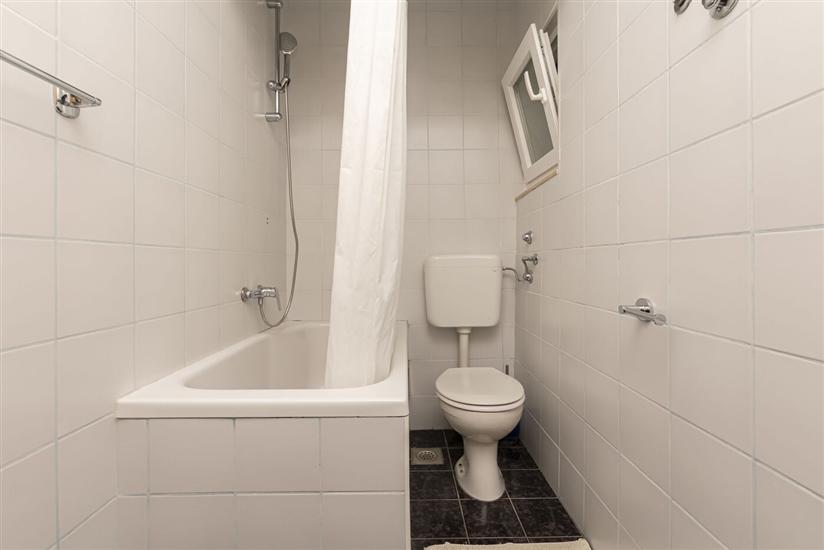 Apartment A1, for 3 persons