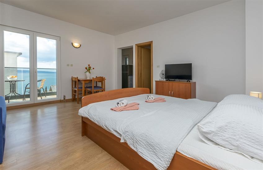 Apartment A2, for 3 persons