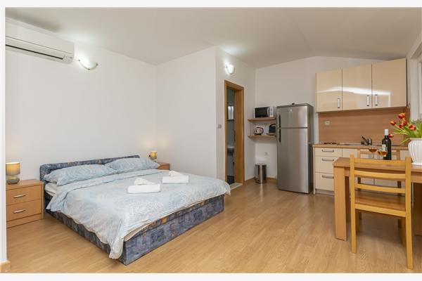Apartment A4, for 2 persons