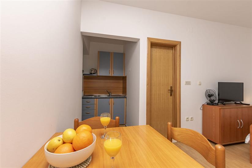 Apartment A5, for 3 persons