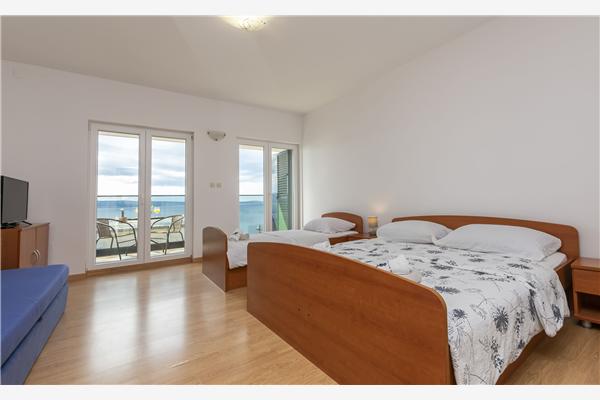 Apartment A6, for 4 persons