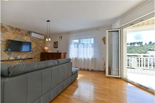 Apartment A2, for 6 persons