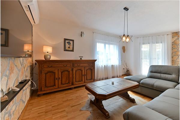 Apartment A2, for 6 persons