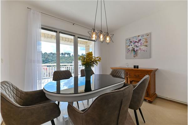 Apartment A2, for 6 persons