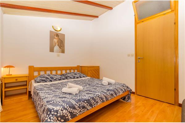 Apartment A1, for 3 persons