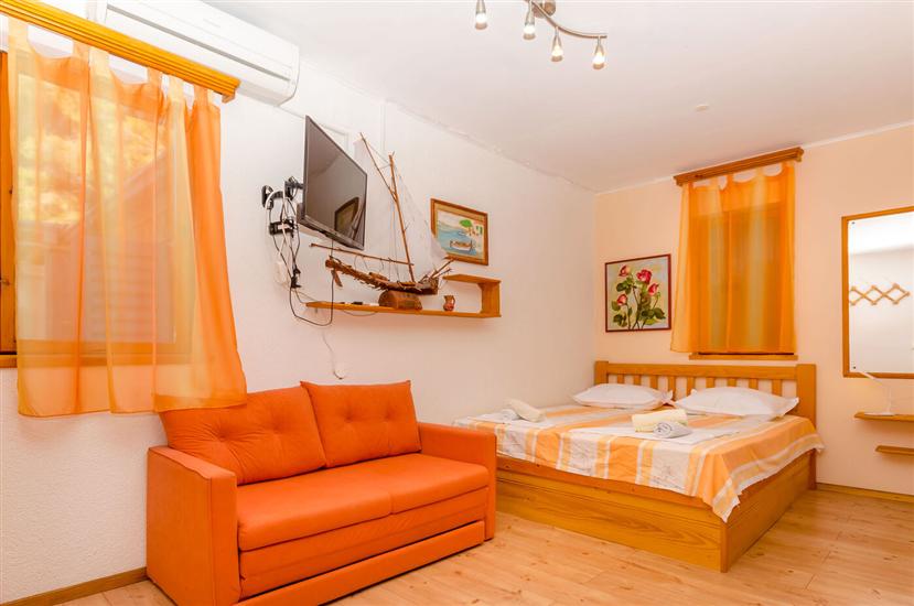 Apartment A2, for 2 persons