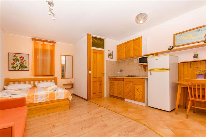 Apartment A2, for 2 persons