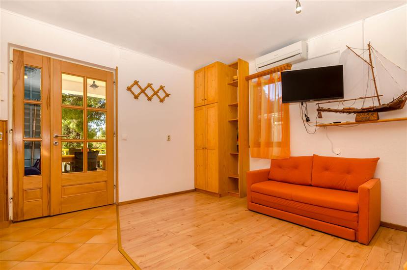 Apartment A2, for 2 persons