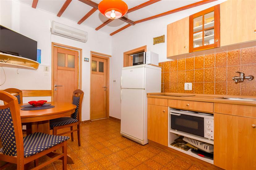 Apartment A3, for 4 persons