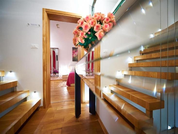 House K1, for 8 persons