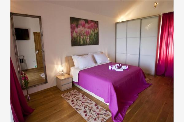 House K1, for 8 persons