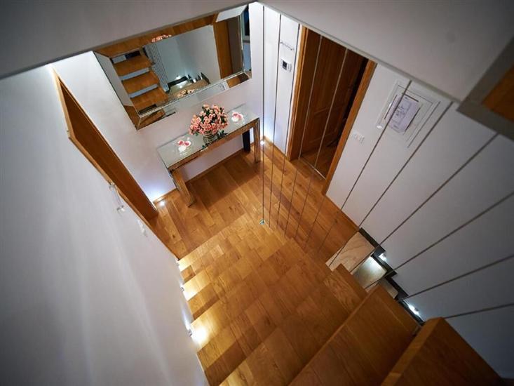 House K1, for 8 persons