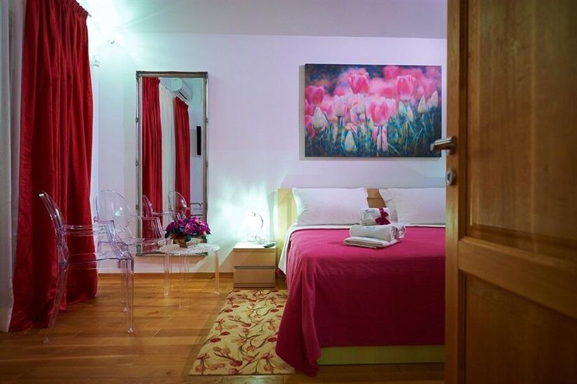 House K1, for 8 persons