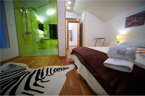 House K1, for 8 persons