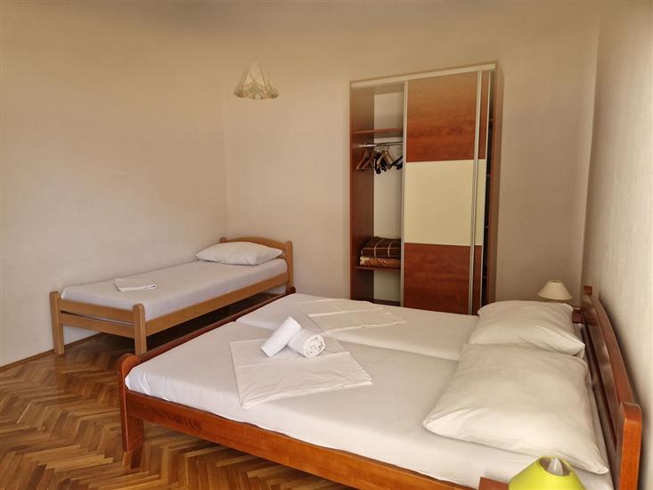 Apartment A1, for 6 persons