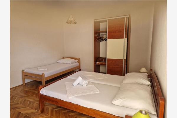 Apartment A1, for 6 persons