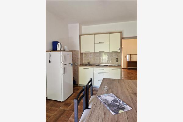 Apartment A1, for 6 persons