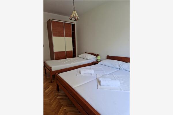 Apartment A1, for 6 persons