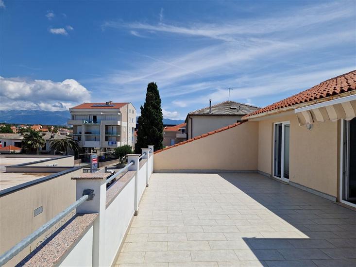 Apartment A2, for 6 persons