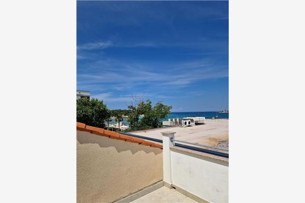 Apartment A2, for 6 persons