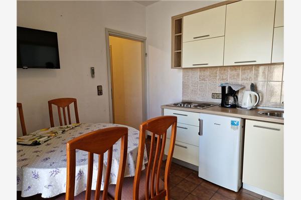 Apartment A3, for 5 persons