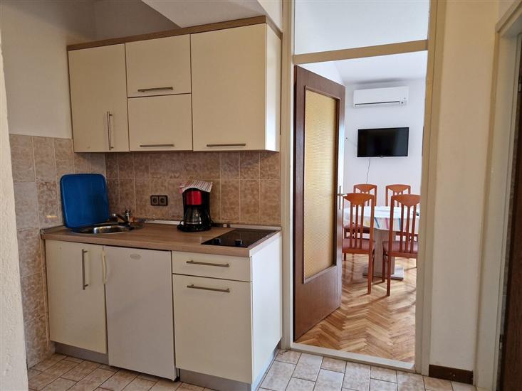 Apartment A5, for 4 persons