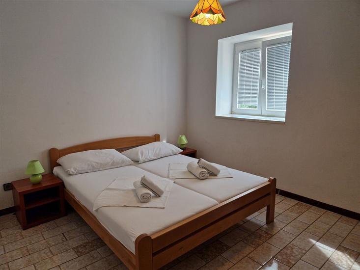 Apartment A5, for 4 persons