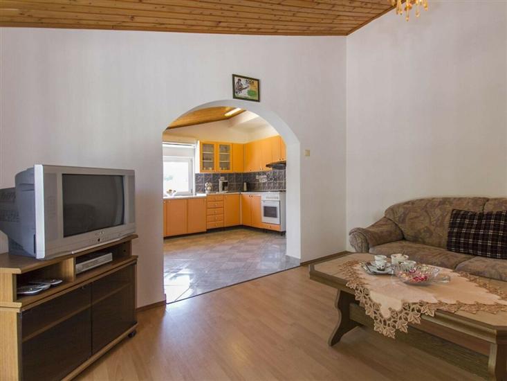 House K1, for 10 persons