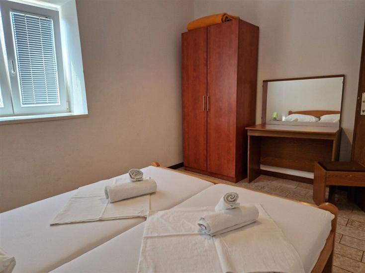 Apartment A5, for 4 persons