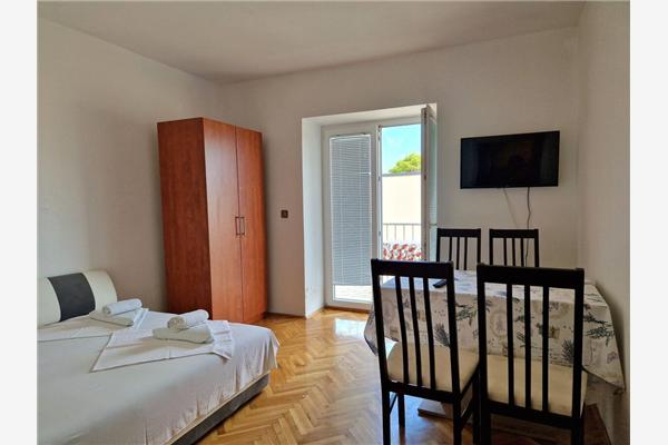 Apartment A4, for 4 persons