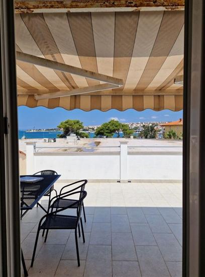 Apartment A2, for 6 persons