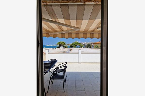 Apartment A2, for 6 persons