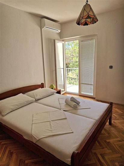 Apartment A1, for 6 persons