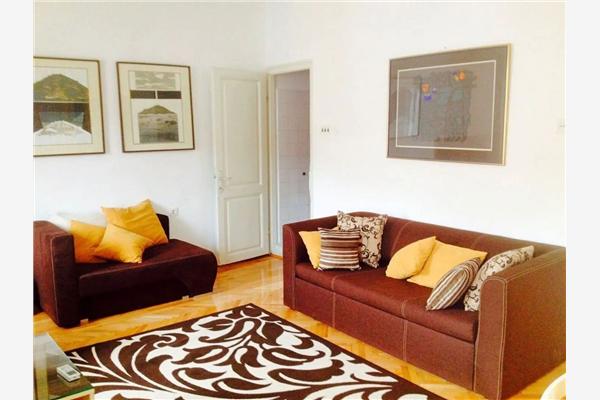 House K1, for 8 persons