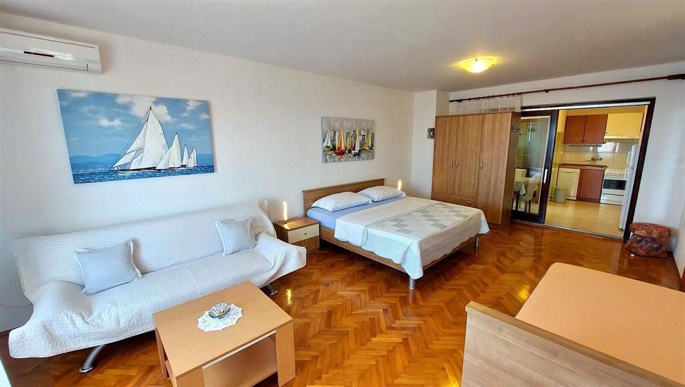 Apartment A5, for 3 persons