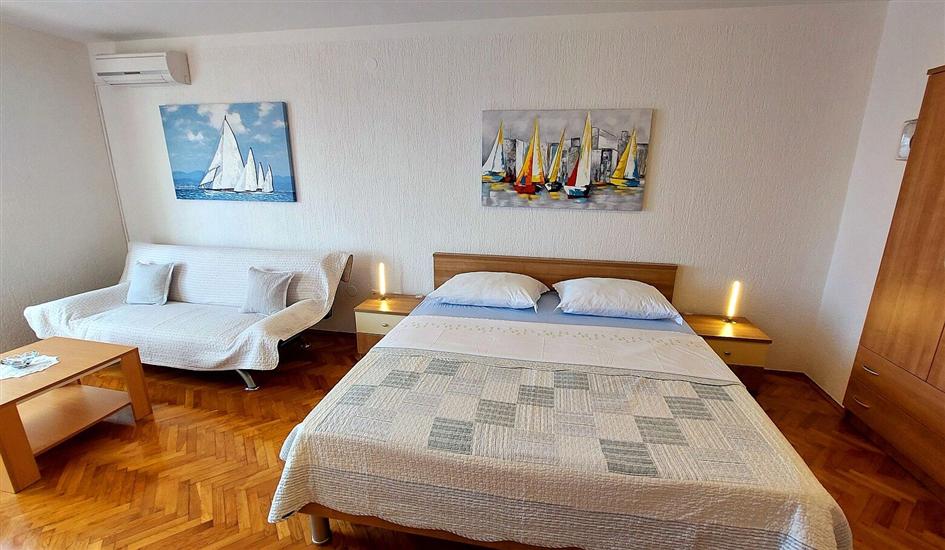 Apartment A5, for 3 persons