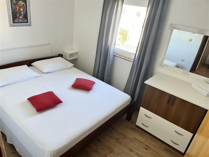 Apartment A2, for 3 persons