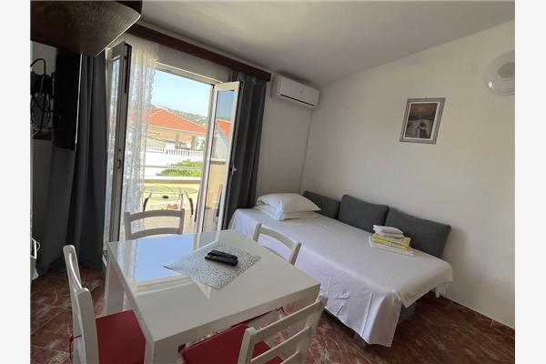 Apartment A2, for 3 persons