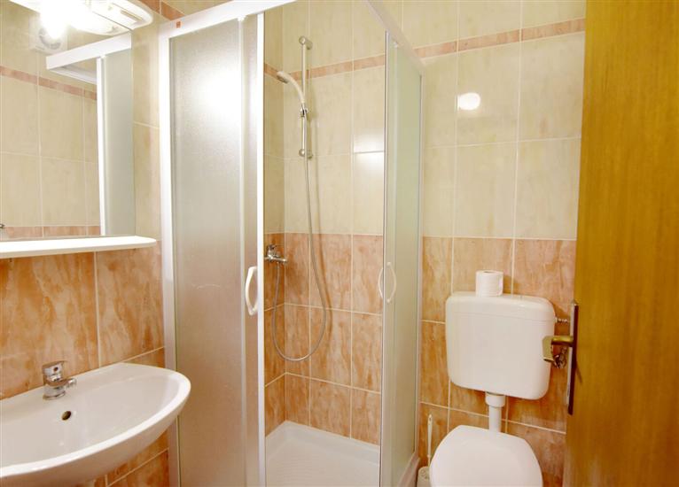 Apartment A1, for 8 persons