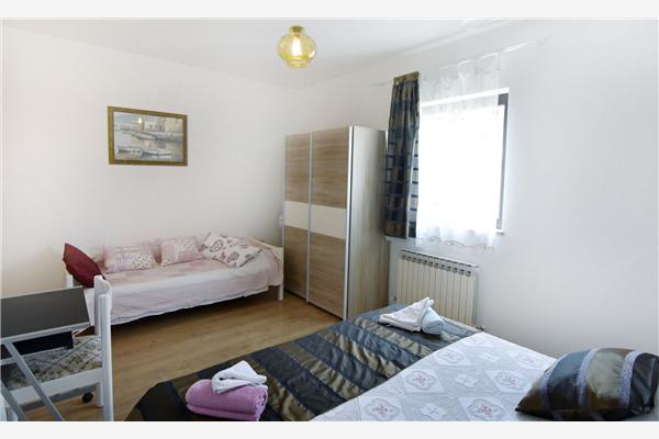 Apartment A1, for 8 persons