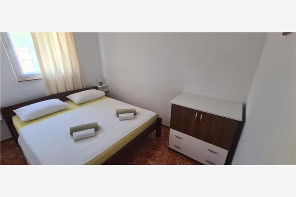 Apartment A3, for 7 persons