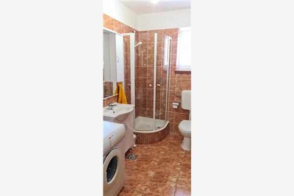 Apartment A3, for 7 persons