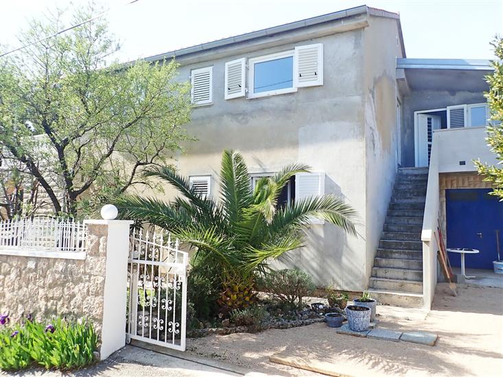 Apartmaji Rita-na mirnoj lokaciji