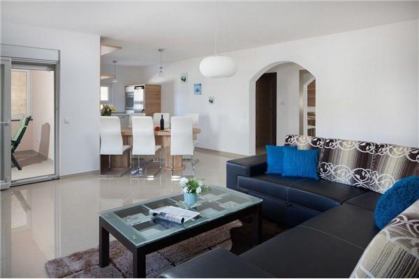 Apartment A1, for 6 persons