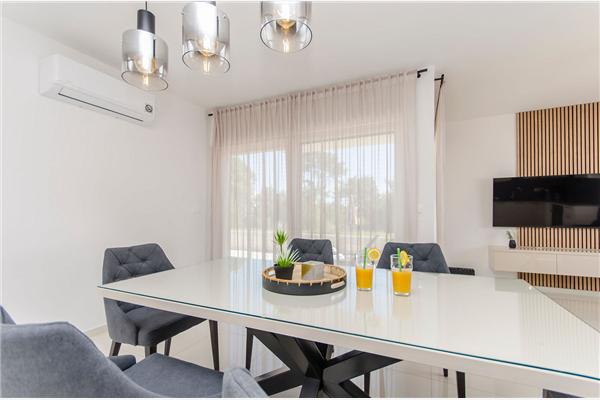 Apartment A1, for 6 persons