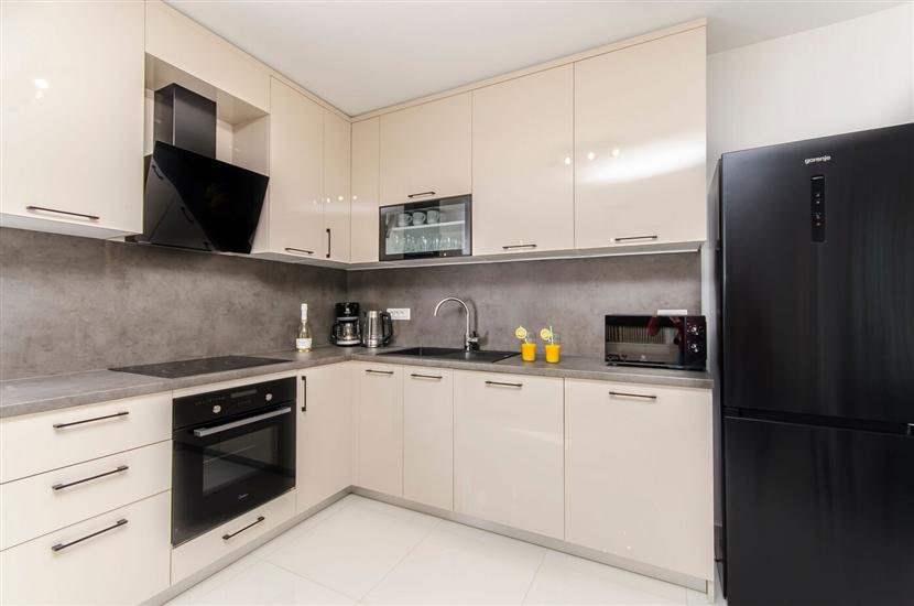 Apartment A1, for 6 persons