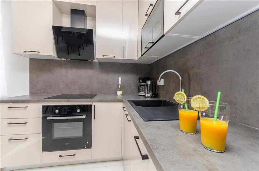 Apartment A1, for 6 persons