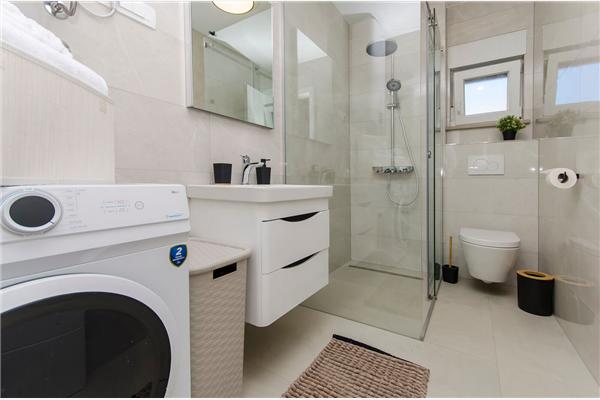 Apartment A1, for 6 persons