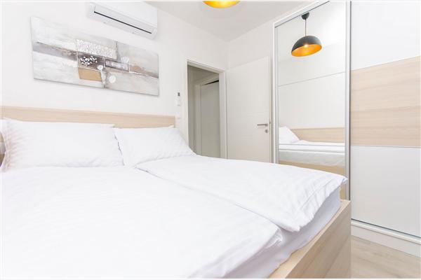 Apartment A2, for 6 persons